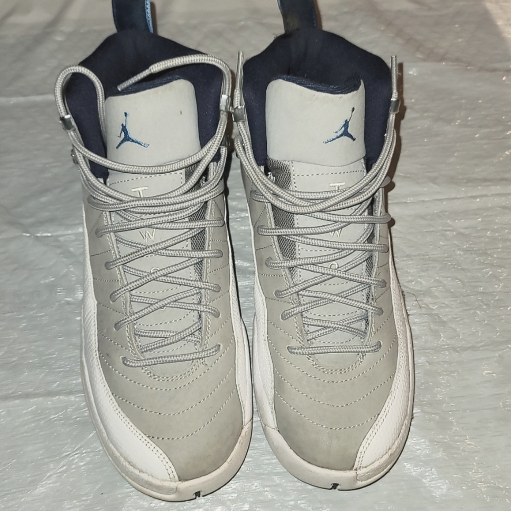 Big Kids Nike Air Jordan 12 Retro